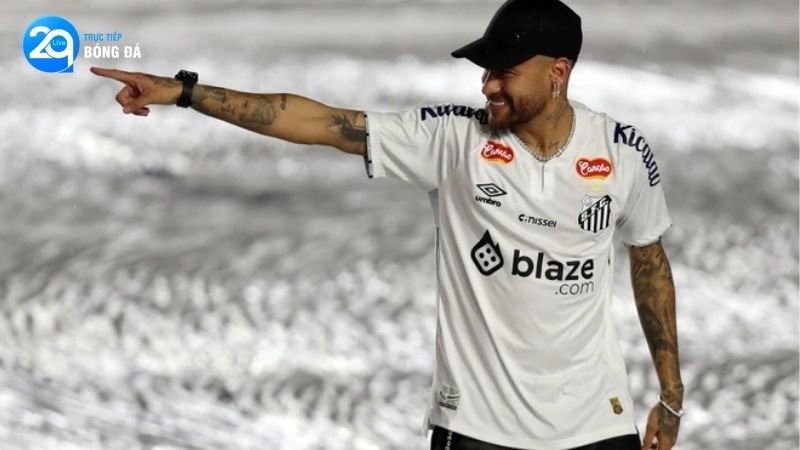 Nguyên nhân dẫn đến mối quan hệ rạn nứt giữa Neymar và Santos